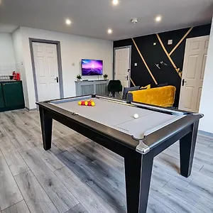 https://apt-modern-city-centre-belfast.belfasthotelsireland.com